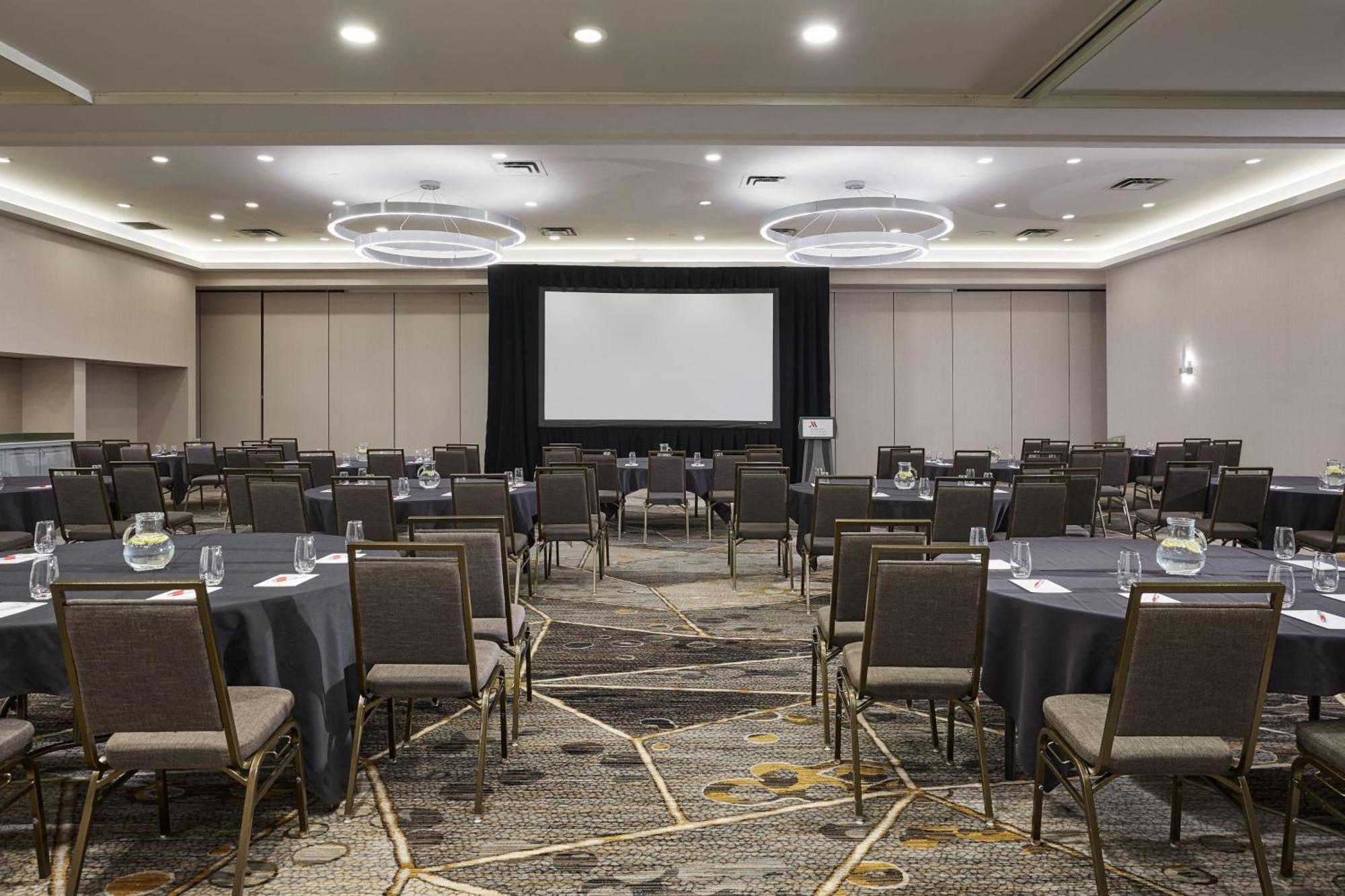 Marriott Cincinnati Northeast Мейсон Екстер'єр фото